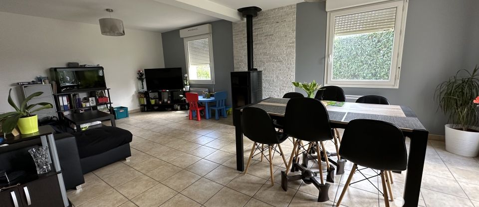 House 6 rooms of 119 m² in Mainvilliers (28300)