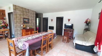 Traditional house 4 rooms of 100 m² in Biganos (33380)