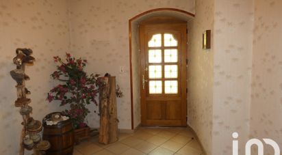 Village house 8 rooms of 196 m² in Bertignat (63480)