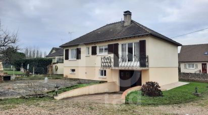 House 4 rooms of 85 m² in Villeneuve-sur-Yonne (89500)