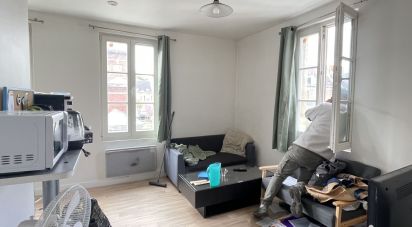 Apartment 2 rooms of 29 m² in Amiens (80000)