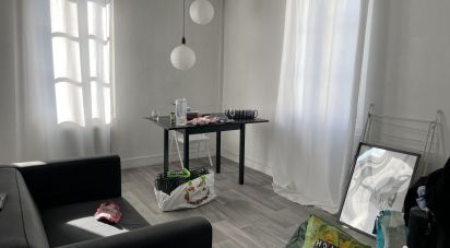 Apartment 2 rooms of 31 m² in Amiens (80000)