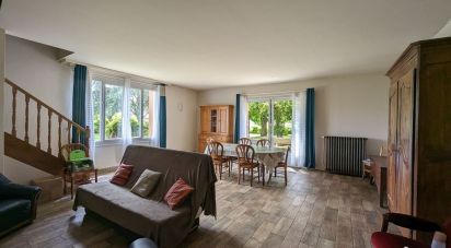 Maison 4 pièces de 141 m² à Roézé-sur-Sarthe (72210)