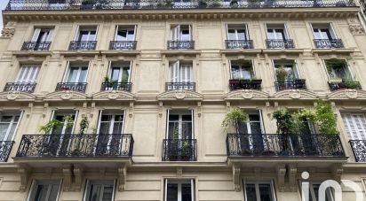 Apartment 4 rooms of 95 m² in Paris (75010)