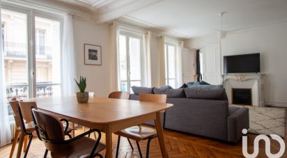 Appartement 4 pièces de 95 m² à Paris (75010)