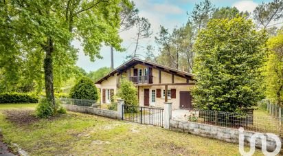 Traditional house 7 rooms of 121 m² in Josse (40230)