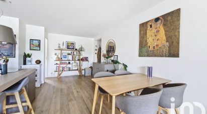 Appartement 3 pièces de 86 m² à Bordeaux (33300)