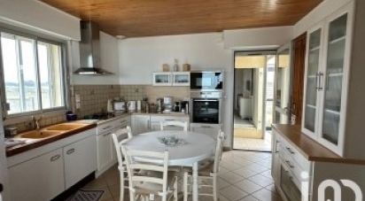 Maison traditionnelle 5 pièces de 145 m² à Pirou (50770)