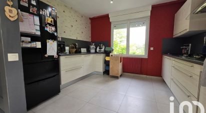 House 7 rooms of 111 m² in Bodilis (29400)