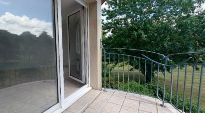 Apartment 2 rooms of 47 m² in Lisses (91090)