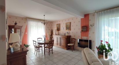 Traditional house 6 rooms of 139 m² in Geneuille (25870)