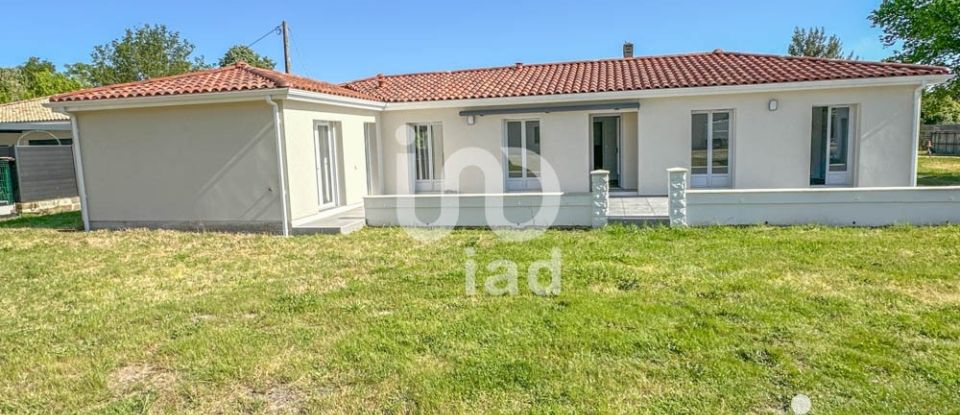 House 6 rooms of 140 m² in Le Pian-Médoc (33290)