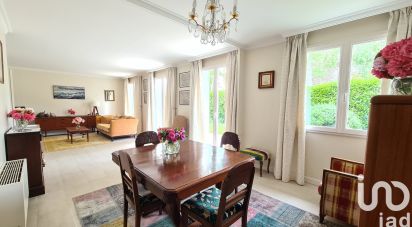 Traditional house 7 rooms of 147 m² in Moisselles (95570)