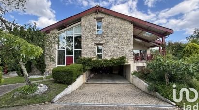 Maison d’architecte 10 pièces de 297 m² à Gradignan (33170)