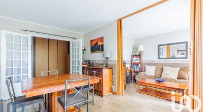 Apartment 5 rooms of 93 m² in Chilly-Mazarin (91380)