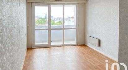 Appartement 4 pièces de 82 m² à Lorient (56100)