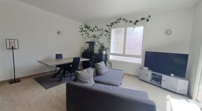 Appartement 4 pièces de 86 m² à Gonfaron (83590)