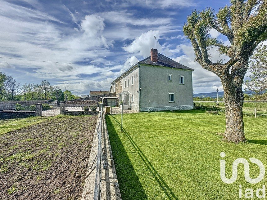 Vente Maison 122m² 6 Pièces à Val d'Arcomie (15320) - Iad France