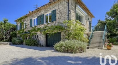 Traditional house 5 rooms of 143 m² in Carqueiranne (83320)