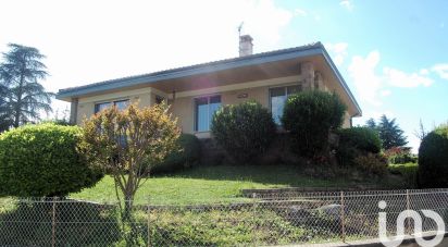 House 6 rooms of 140 m² in Millau (12100)
