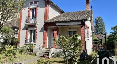 House 4 rooms of 80 m² in Bourbon-Lancy (71140)