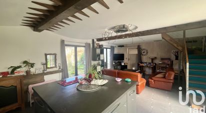 House 4 rooms of 110 m² in Vaire-sous-Corbie (80800)