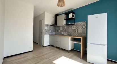 Apartment 2 rooms of 28 m² in Port-la-Nouvelle (11210)