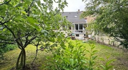 House 7 rooms of 98 m² in Palaiseau (91120)