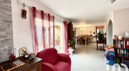 Maison traditionnelle 5 pièces de 132 m² à Varennes (24150)
