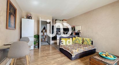 Appartement 2 pièces de 36 m² à Saint-Cyr-sur-Mer (83270)