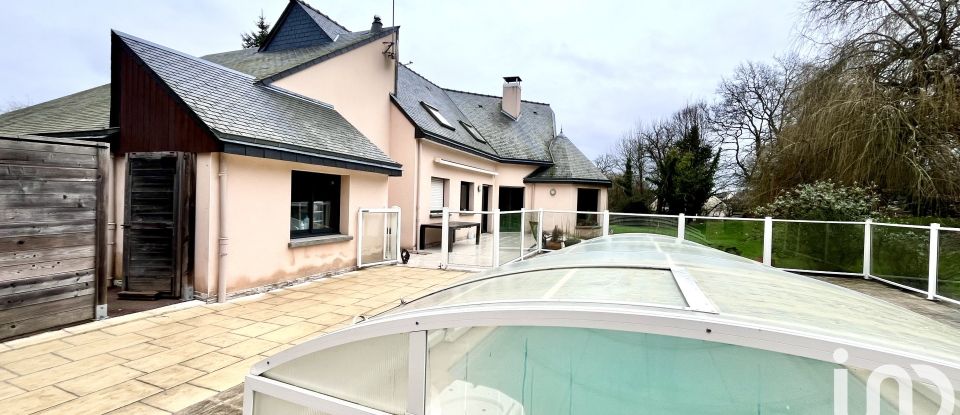 Architect house 7 rooms of 163 m² in Saint-Sulpice-la-Forêt (35250)