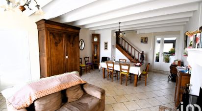 House 7 rooms of 170 m² in Benon (17170)
