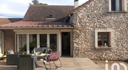 Traditional house 7 rooms of 142 m² in Soignolles-en-Brie (77111)