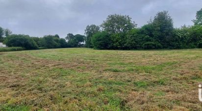 Land of 3,712 m² in Saint-Alban (22400)