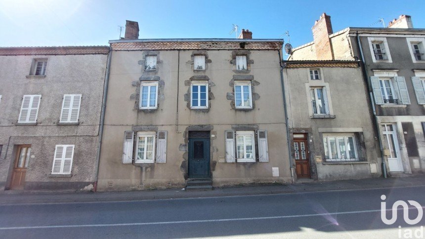 Maison de village 6 pièces de 180 m² à Le Dorat (87210)