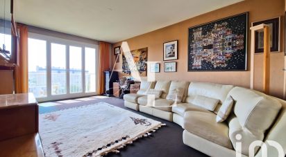 Apartment 4 rooms of 80 m² in Châtillon (92320)