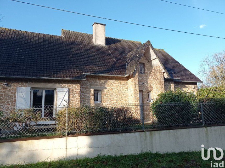 House 9 rooms of 270 m² in Coutances (50200)