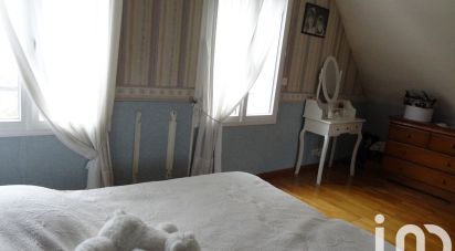 House 5 rooms of 84 m² in Brie-Comte-Robert (77170)