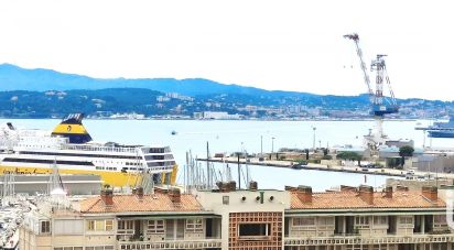 Apartment 3 rooms of 65 m² in Toulon (83000)