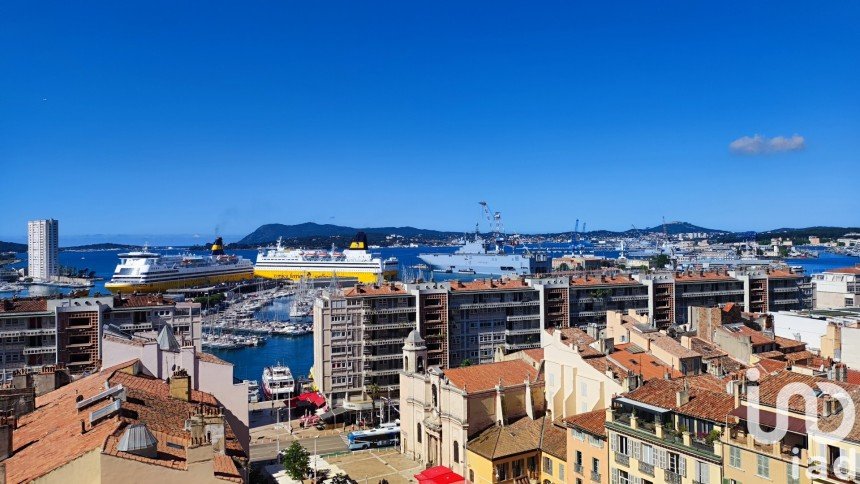 Apartment 3 rooms of 65 m² in Toulon (83000)