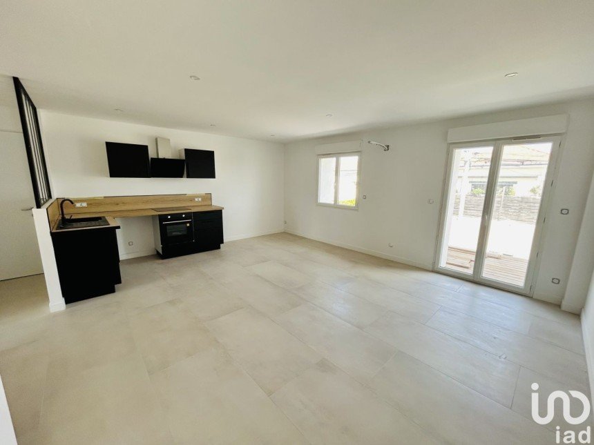 Apartment 3 rooms of 71 m² in Marseillan (34340)