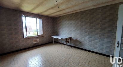 House 3 rooms of 80 m² in Aigurande (36140)