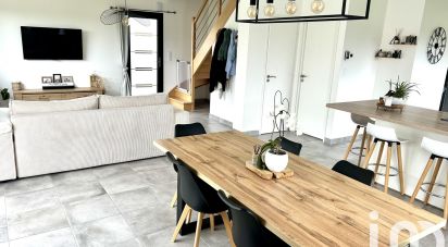 House 5 rooms of 99 m² in Saint-Trimoël (22510)