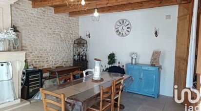 Country house 5 rooms of 122 m² in Montils (17800)