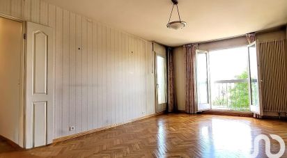 Apartment 3 rooms of 72 m² in Poissy (78300)