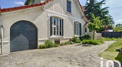 House 7 rooms of 137 m² in Savigny-sur-Orge (91600)