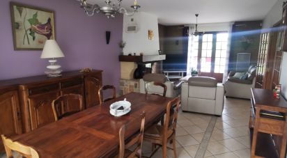 Traditional house 5 rooms of 121 m² in Wandignies-Hamage (59870)