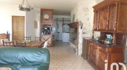 House 9 rooms of 190 m² in Saint-Pierre-Lafeuille (46090)