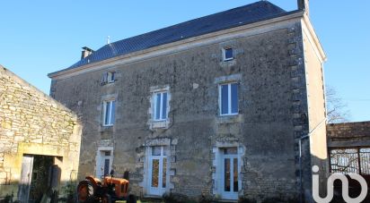 House 10 rooms of 300 m² in Agris (16110)