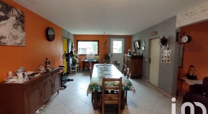 Country house 5 rooms of 210 m² in - (36300)